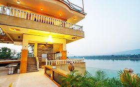 Narmada Resort Hoshangabad 3*
